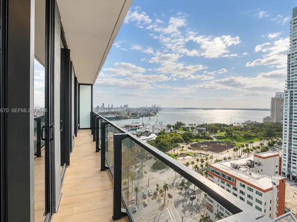 398 NE 5th St #1617, Miami, FL 33132