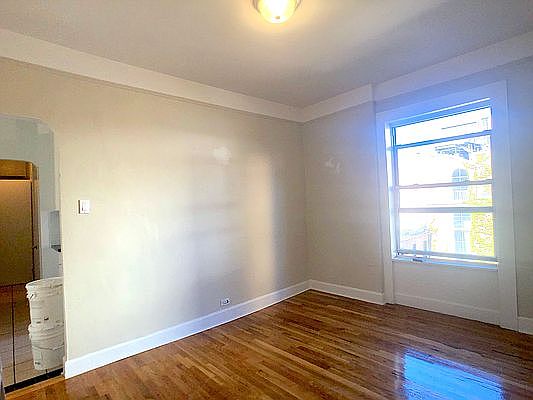 1st image of 241 W 13th St APT 19