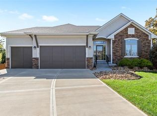 6218 Roberts St, Shawnee, KS 66226