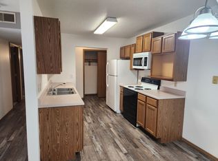 5811 W Christopher Pl #4, Sioux Falls, SD 57106