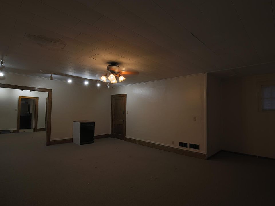 1st image of 2246 Neil Ave