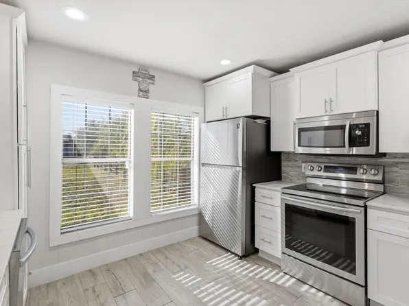 701 Audra Ln, Denton, TX 76209