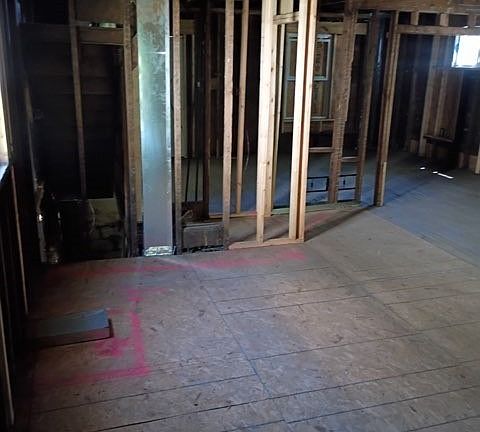 5th image of 678 Moon St