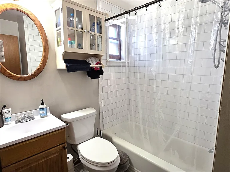 27 Cross St #1 — Photo 2