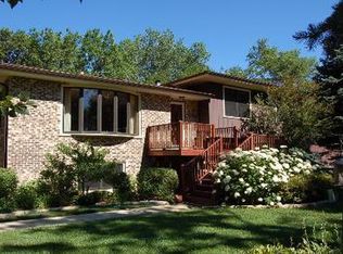 4N227 Mayfair Dr, Bensenville, IL 60106