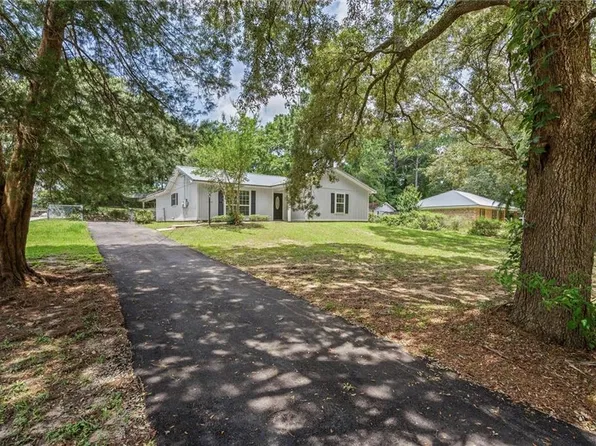 7211 Cape Dr, Saraland, AL 36571