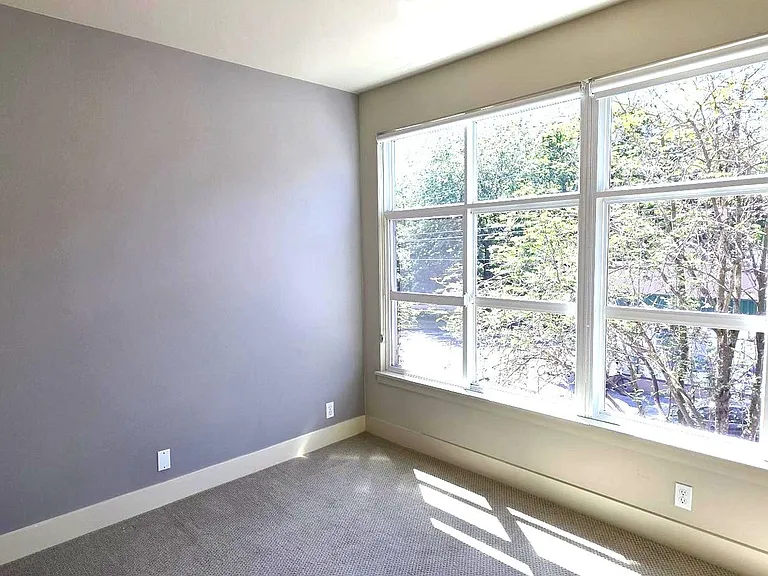 410 NE 70th St #201 — Photo 8