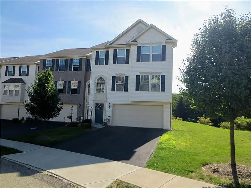 2200 Michael Dr photo 1