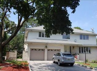 66 Ash St, Englewood Cliffs, NJ 07632