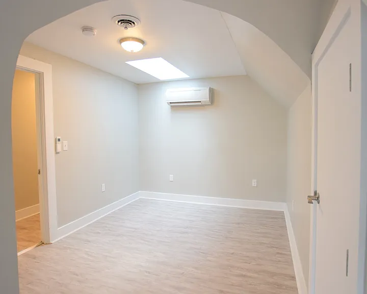 1002 N Aurora St — Photo 64