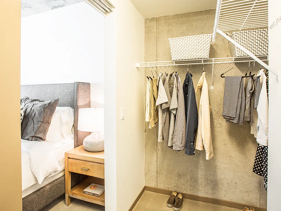 Block 17 Apartments High-Rise Walk-In Closet