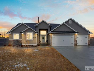 1194 N Indian Hollow Dr, Ammon, ID, 83401