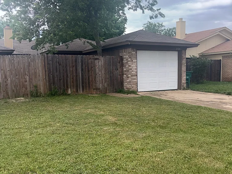 2720 Countryside Ln #1 — Photo 13