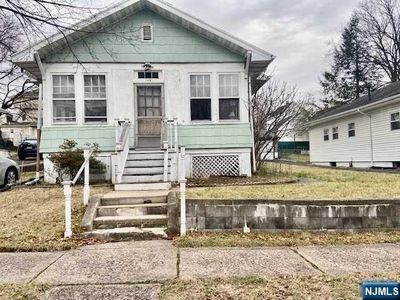 145 5th St, Ridgefield Park, NJ, 07660