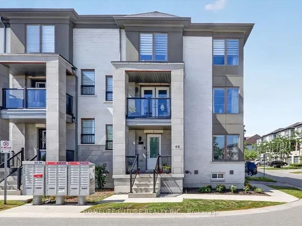 46 Pallock Hill Way, Whitby, ON L1R 0N5