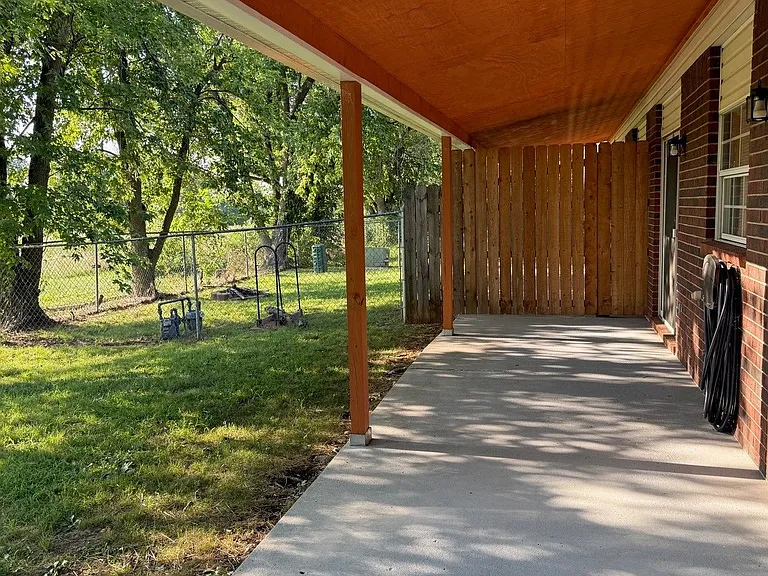 2413 N Jeremiah Pl — Photo 10