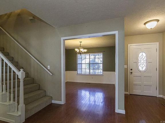 5th image of 5401 S Hickory Ave