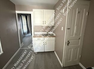 1047 Madison Ave, Reading, PA 19601