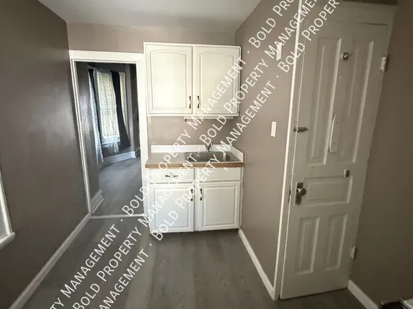 1047 Madison Ave, Reading, PA 19601