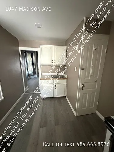 1047 Madison Ave Photo 1