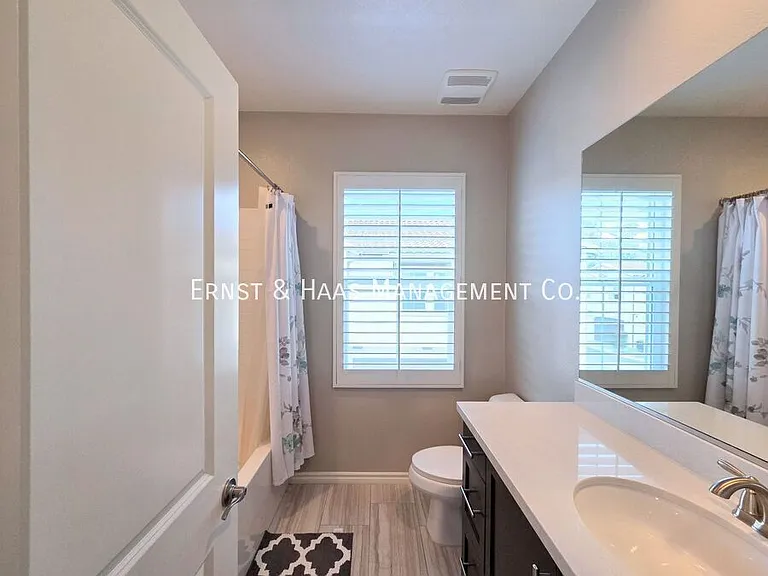 4735 Holly Ave — Photo 18
