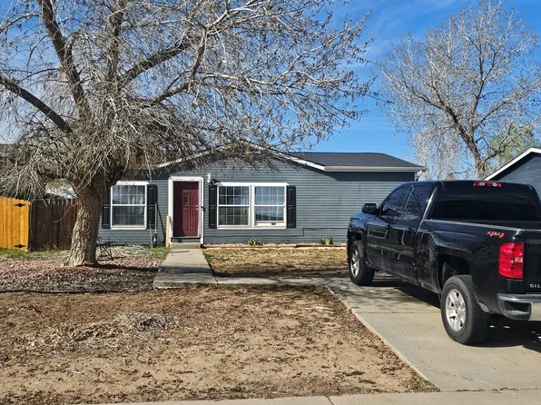 678 Meadowlark Ln, Lochbuie, CO 80603