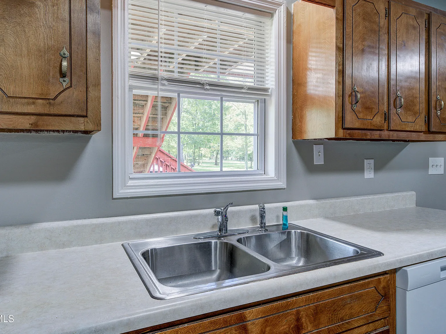 1 bed, 567 sqft, $900 — Photo 3