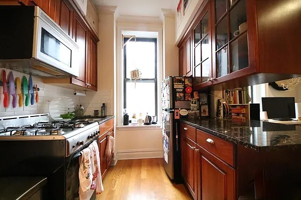 Rented by (Legacy) NY Quality Living Uptown | media 5