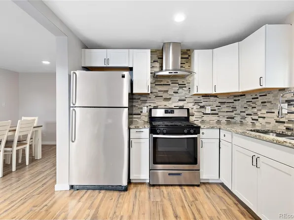 3025 W 3rd Avenue, Denver, CO 80219