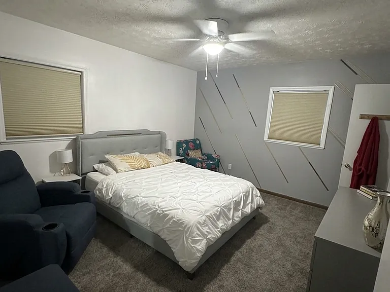 2722 Oakdale Dr — Photo 11