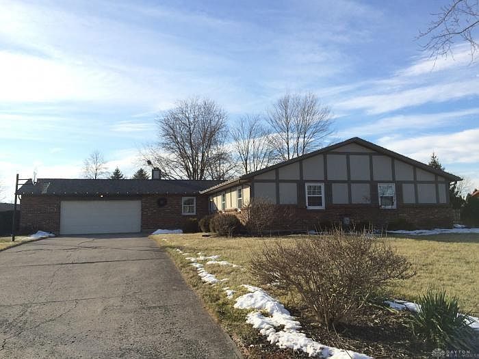 1st image of 2305 Spicer Dr