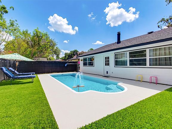 4th image of 19730 San Gabriel Dr
