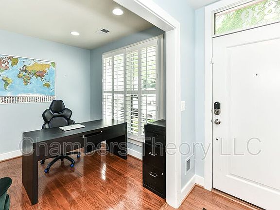 4th image of 830 Snowden Hallowell Way