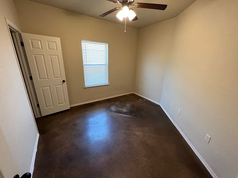 211 Eugene Pass — Photo 21