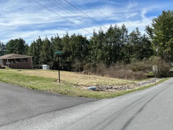 0 Martin St, Pounding Mill, VA 24637