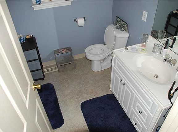 4th image of 506 Rock St