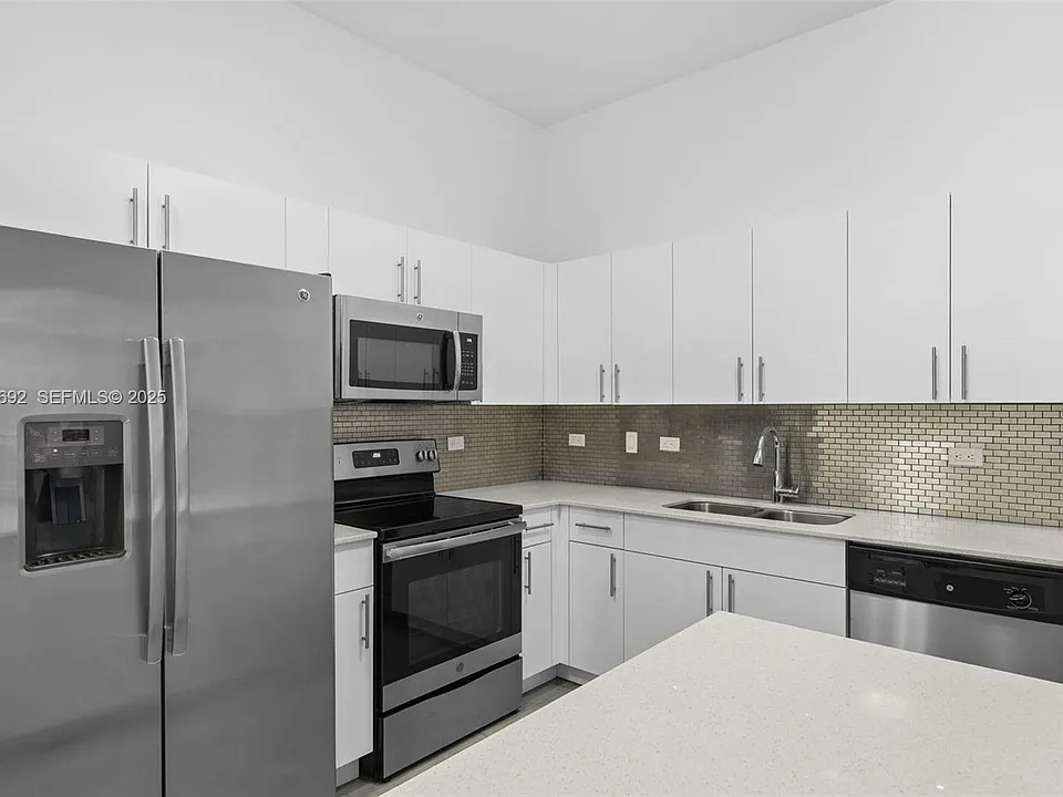 1776 Polk St #1103