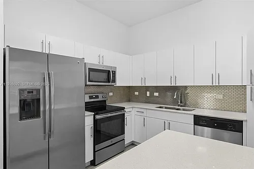 1776 Polk St #1103 Photo 1