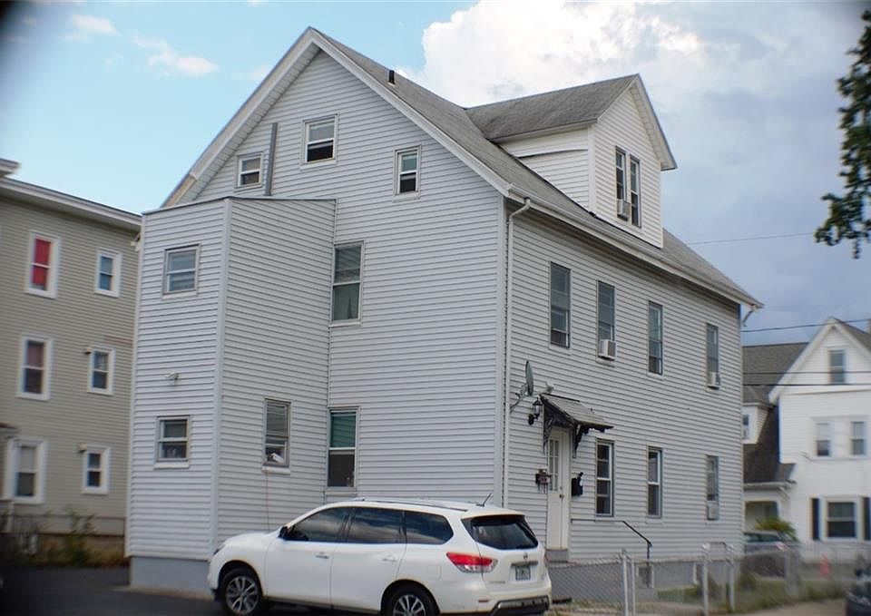 Building Photo 3