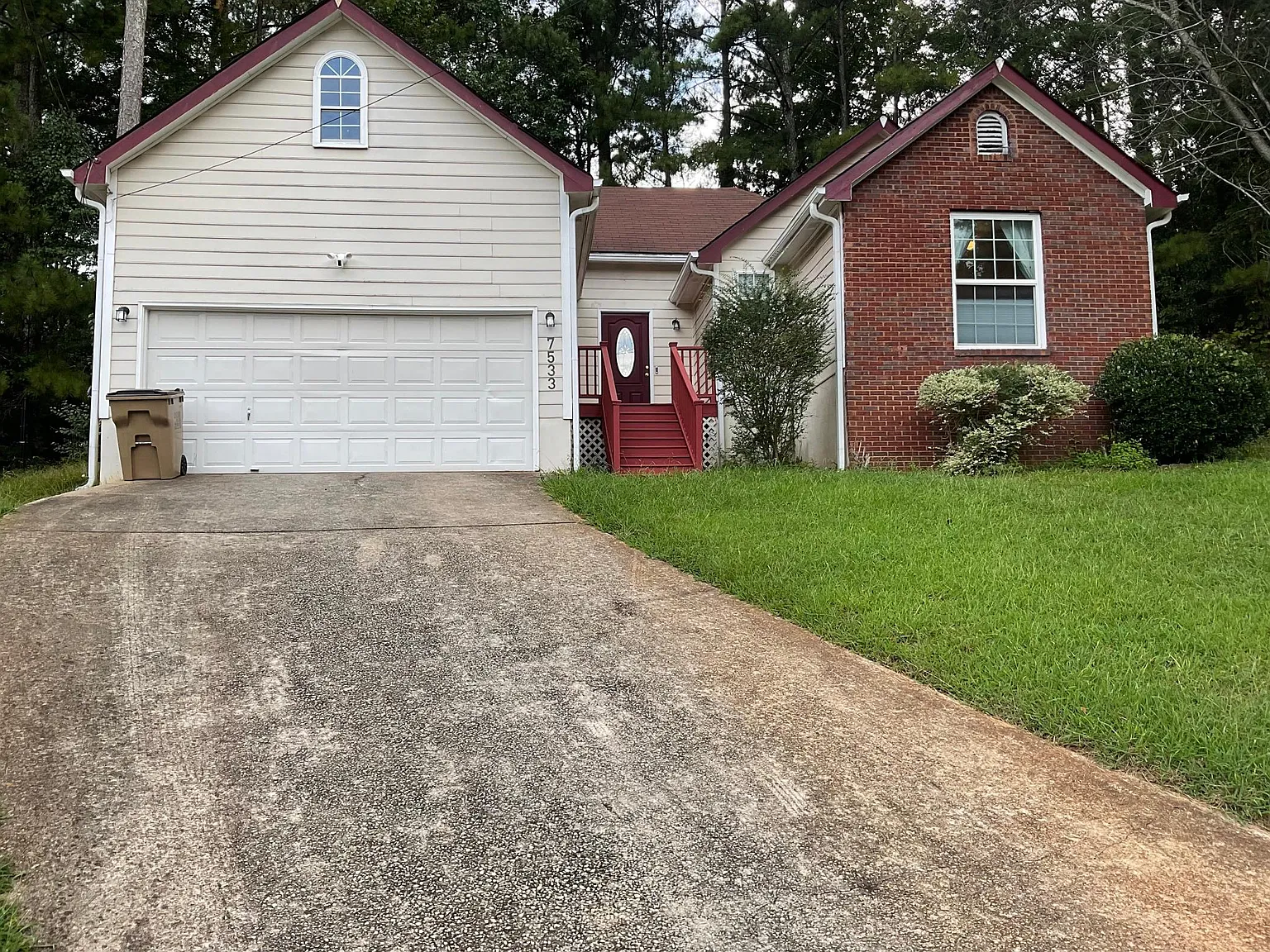 7533 Antebellum Ln — Photo 3