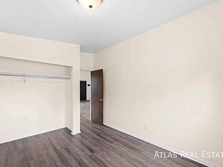 7239 S 580 E — Photo 18