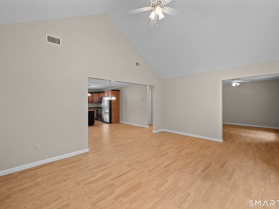 5th image of 9 River Walk Drive #9