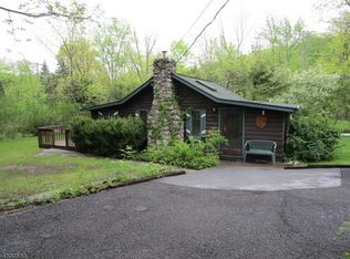 14 Maple Rd, Sussex, NJ 07461