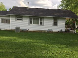 1915 S Hardy Ave, Independence, MO 64052