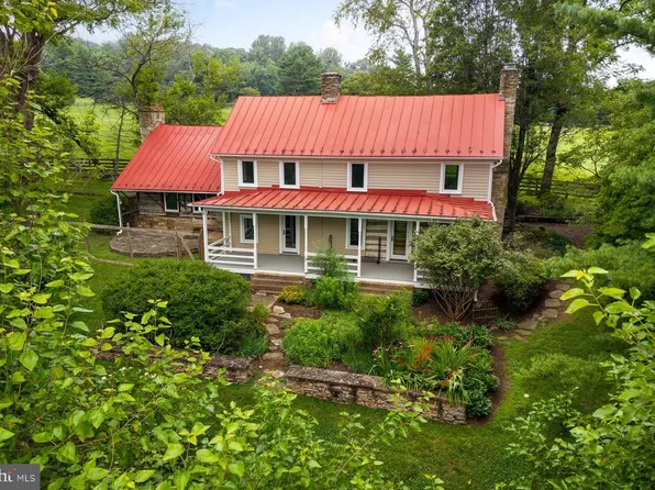 3004 Burrland Ln, The Plains, VA 20198