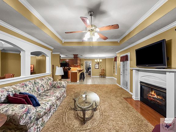 4th image of 1316 Hudson Pl