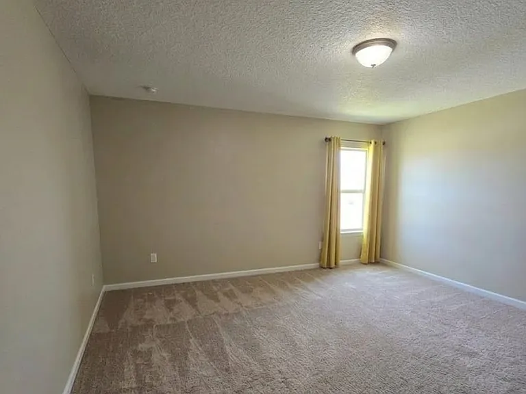 35901 Joewood Ave — Photo 20