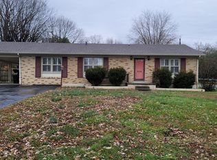 329 Wayne Dr, Hopkinsville, KY 42240