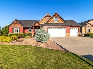 2305 S Meadow Ct, Greenacres, WA 99016