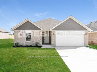 1170A Lakeview Dr, Edmond, OK 73034